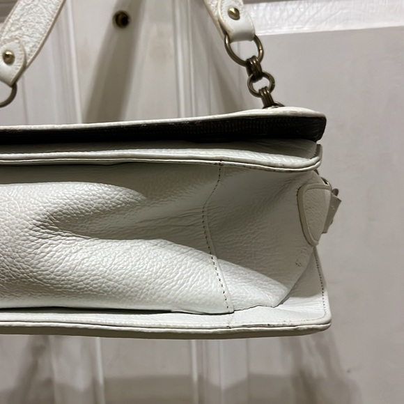 T.HE FiNd bag - Picture 2 of 9